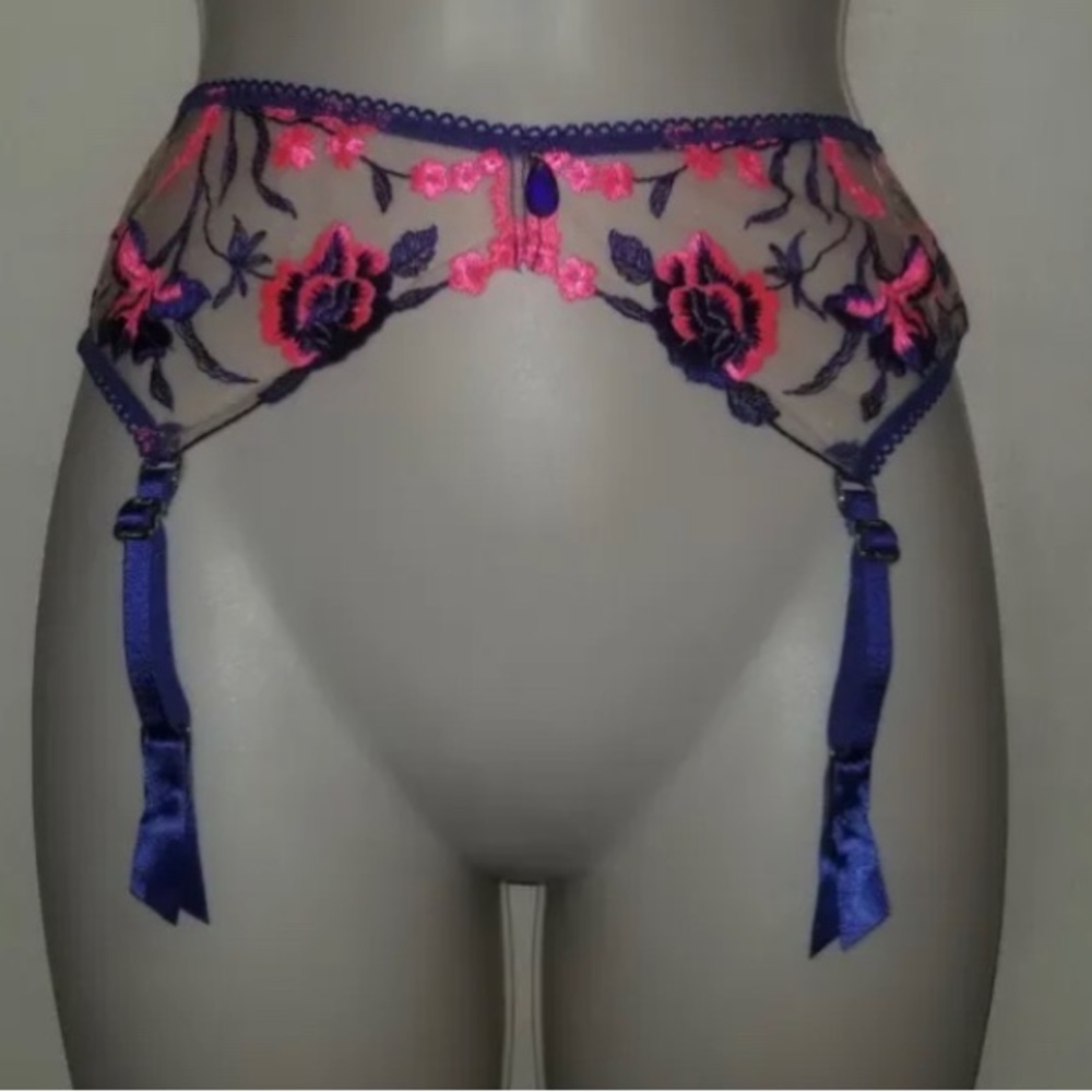 RARE Honey Birdette Whitney Pink Sapphire Suspender size medium NEW